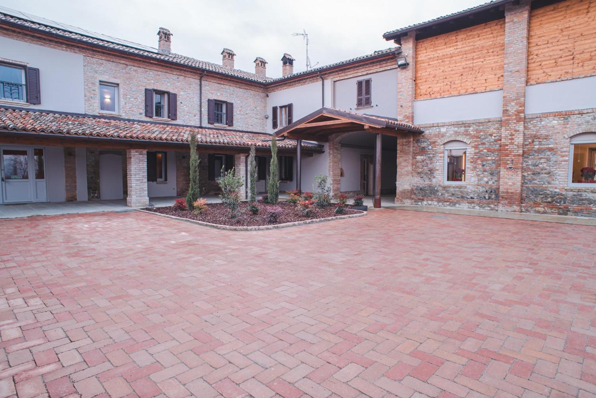 Villa Agriturismo Corte Alussi Pontenure Exterior foto